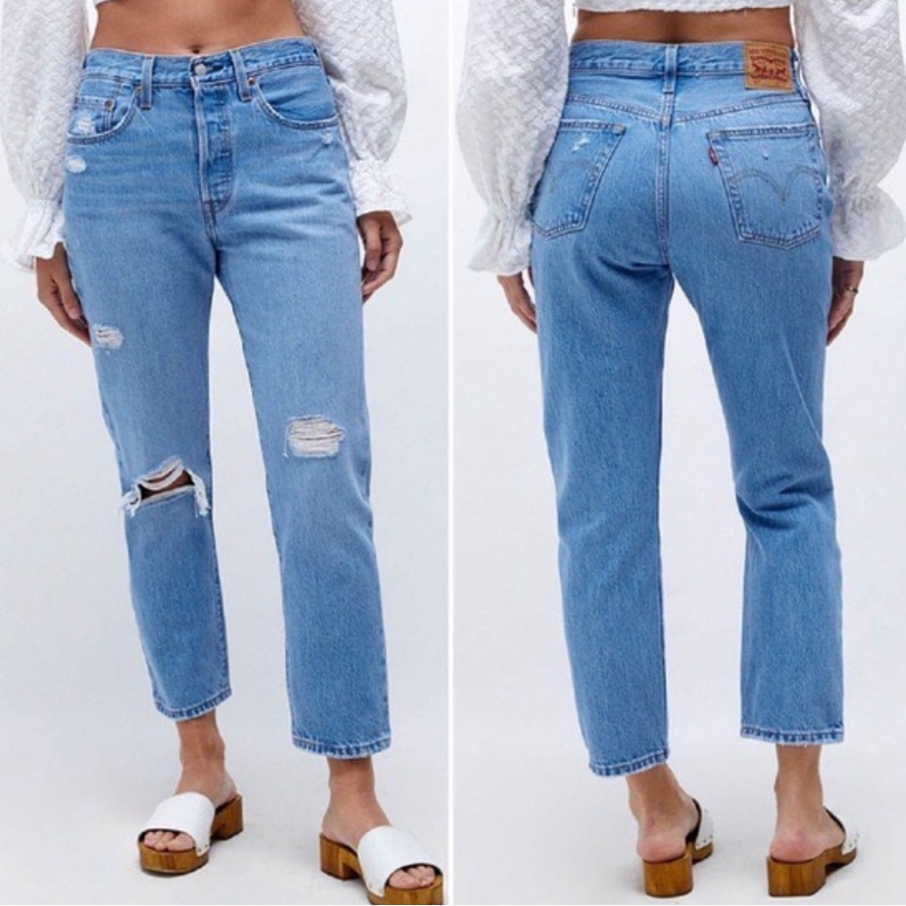 levi’s 501 cropped distressed jeans